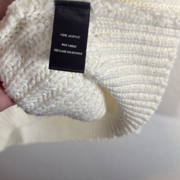 Torrid Ivory Cable Knit Hearts Sweater Ribbon Tie Keyhole Back Size 1X - Picture 4 of 7